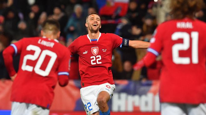 博主：哈兰德预计将在下周中与热刺的联赛中回归.